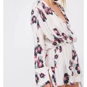Free People sweet floral tunic Tuscan Dreams top cream w/floral print size M NWT